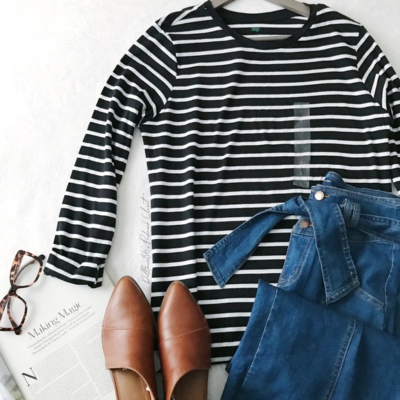 dip Tops - NWT Black + White Stripe Basic Tee